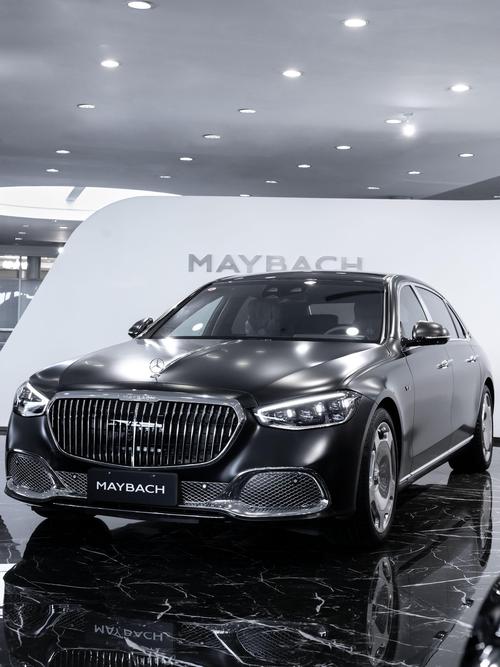 佛山181岚图汽车的售后服务让用户无忧出行，迈巴赫未来的豪华车趋势